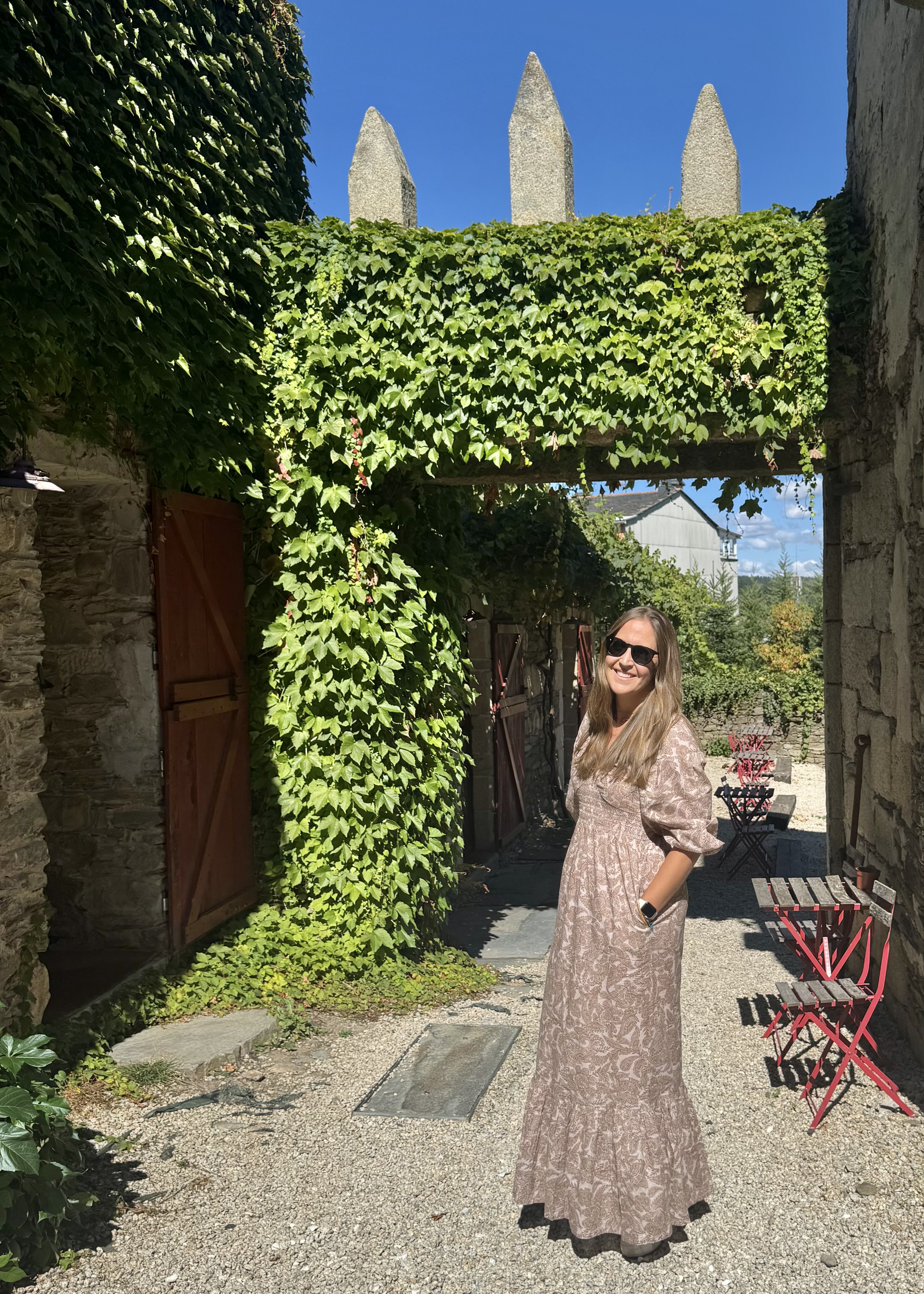 The Instinct to Reach: A Heavy Wait Friendship